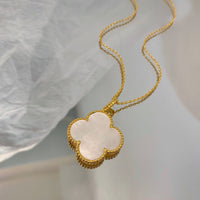 [
Bluetears-Jewels]CLOVER 25MM MOP LARGE PENDANT NECKLACE