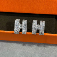 [Blue Jewels]H STUD EARRINGS WITH SILVER DIAMONDS